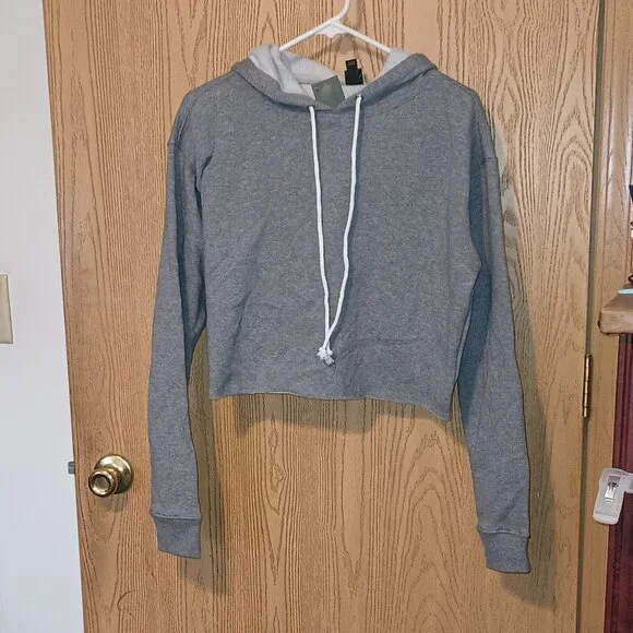 NEW Women's Hooded Cropped Sweatshirt - Wild Fable Heather Gray Small - Picture 4 of 6